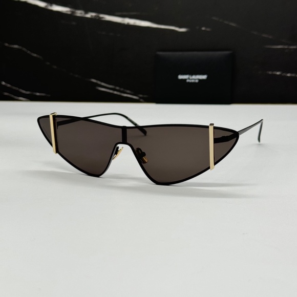 NEW SAINT LAURENT WOMEN BLACK SUNGLASSES SL 536 001 SAINT LAURENT SUNGLASSES - Picture 5 of 11